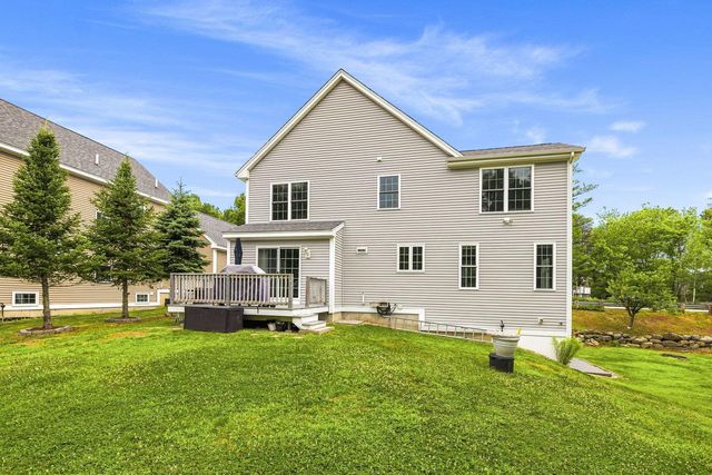 42 Stocklan Circle, Dover, NH 03820