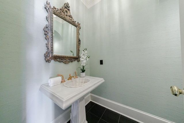 4037 Wieuca NE Road, Atlanta, GA 30342