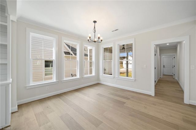 917 Eucalyptus Court, Winston-salem, NC 27106