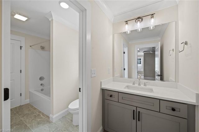 917 Eucalyptus Court, Winston-salem, NC 27106