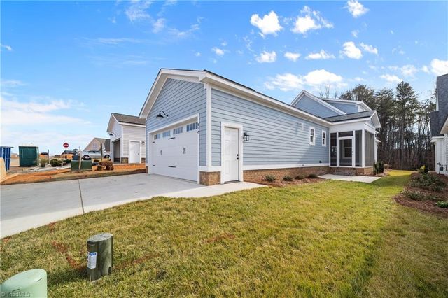 917 Eucalyptus Court, Winston-salem, NC 27106