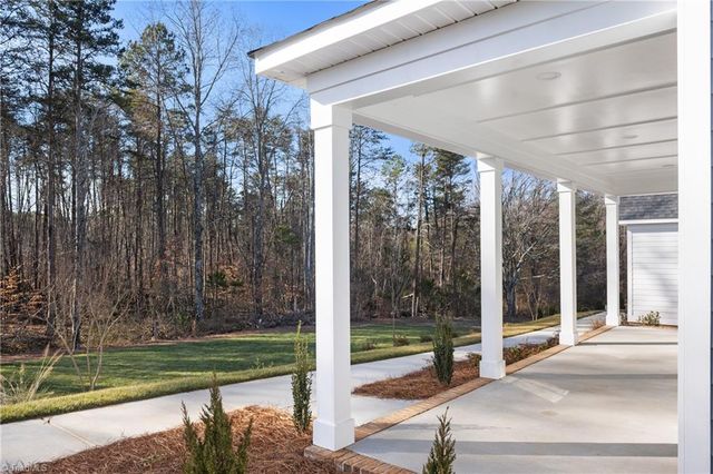 917 Eucalyptus Court, Winston-salem, NC 27106