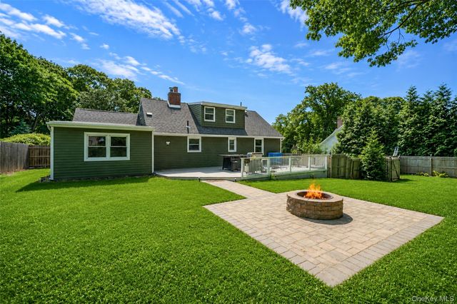 16 Valentine Road, Shoreham, NY 11786