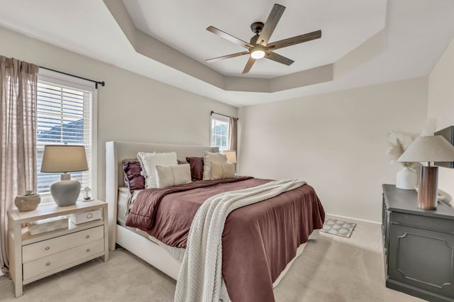 2392 Ellsworth Dr, Clarksville, TN 37043