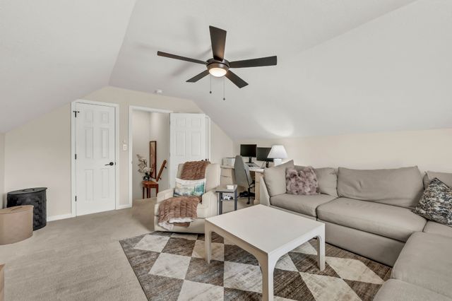 2392 Ellsworth Dr, Clarksville, TN 37043