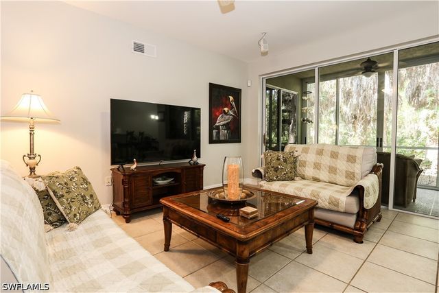 1710 Tarpon Bay DR S 4, Naples, FL 34119