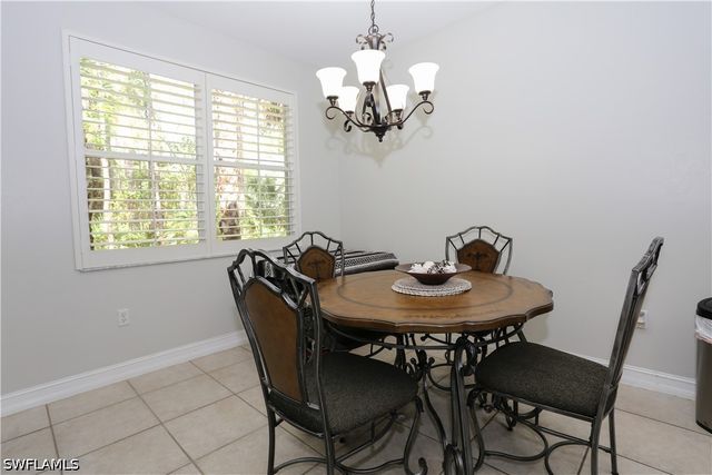 1710 Tarpon Bay DR S 4, Naples, FL 34119