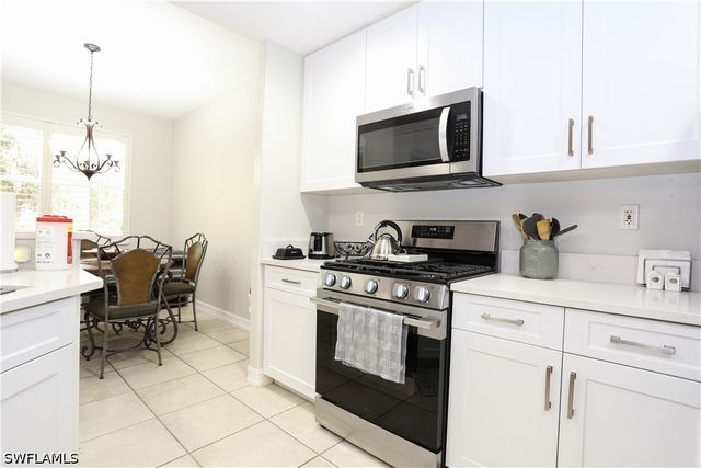 1710 Tarpon Bay DR S 4, Naples, FL 34119