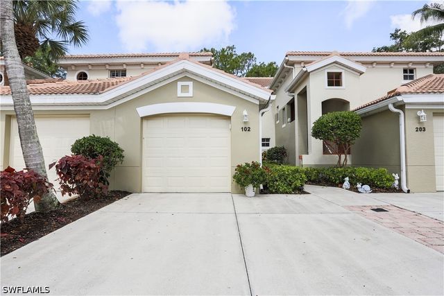 1710 Tarpon Bay DR S 4, Naples, FL 34119