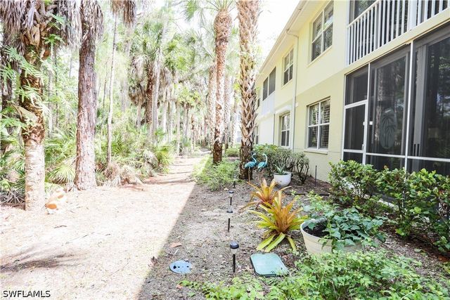 1710 Tarpon Bay DR S 4, Naples, FL 34119