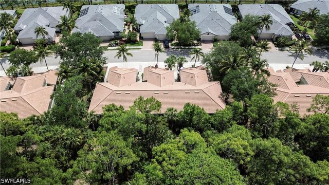 1710 Tarpon Bay DR S 4, Naples, FL 34119