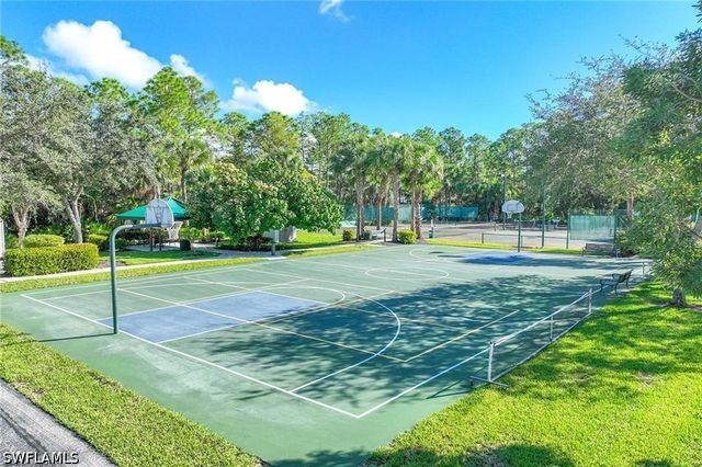 1710 Tarpon Bay DR S 4, Naples, FL 34119