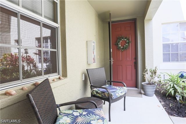 1710 Tarpon Bay DR S 4, Naples, FL 34119