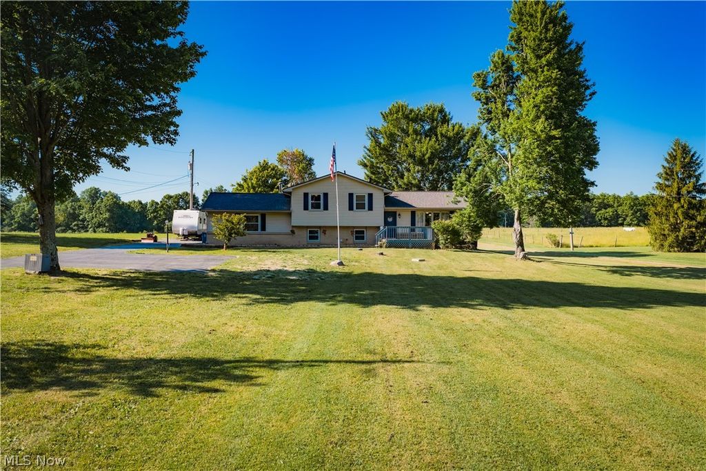 16533 Shilling Road, Berlin Center, OH 44401
