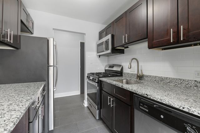 5534 N Kenmore Avenue 308, Chicago, IL 60640