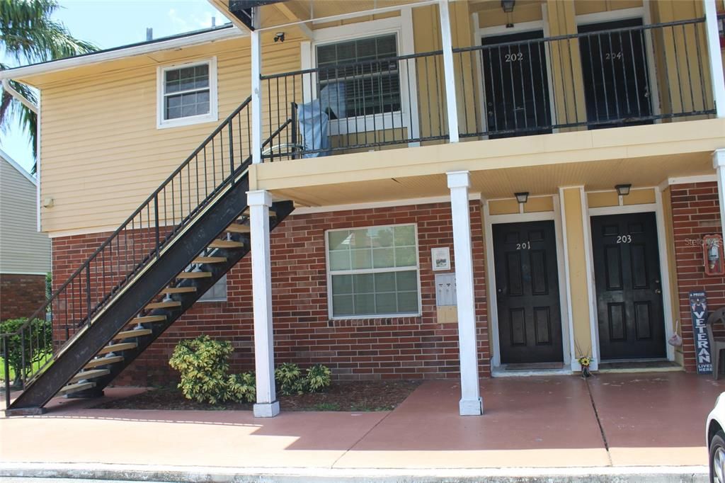 200 COUNTRY CLUB DRIVE 201, Largo, FL 33771