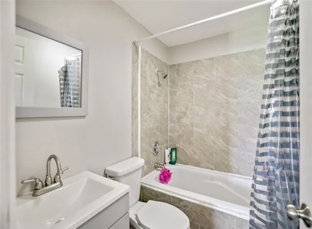 875 Private Road 3784, Quinlan, TX 75474