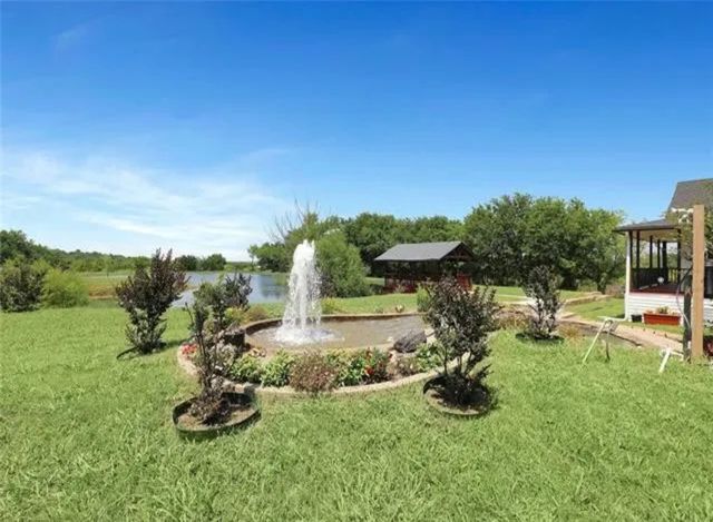 875 Private Road 3784, Quinlan, TX 75474