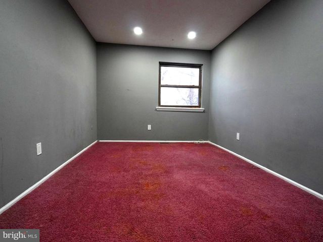 51 HOLLYBROOKE DR, Langhorne, PA 19047