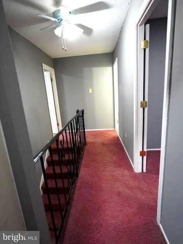 51 HOLLYBROOKE DR, Langhorne, PA 19047