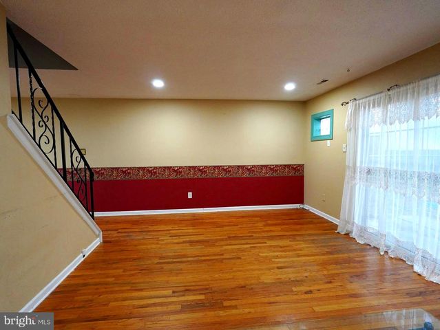 51 HOLLYBROOKE DR, Langhorne, PA 19047