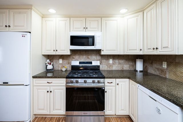 185 Princeton Dr, Center Twp, PA 15001