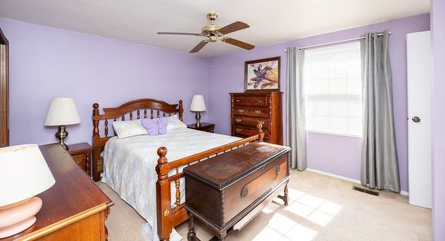 185 Princeton Dr, Center Twp, PA 15001