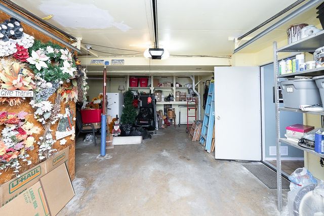 185 Princeton Dr, Center Twp, PA 15001