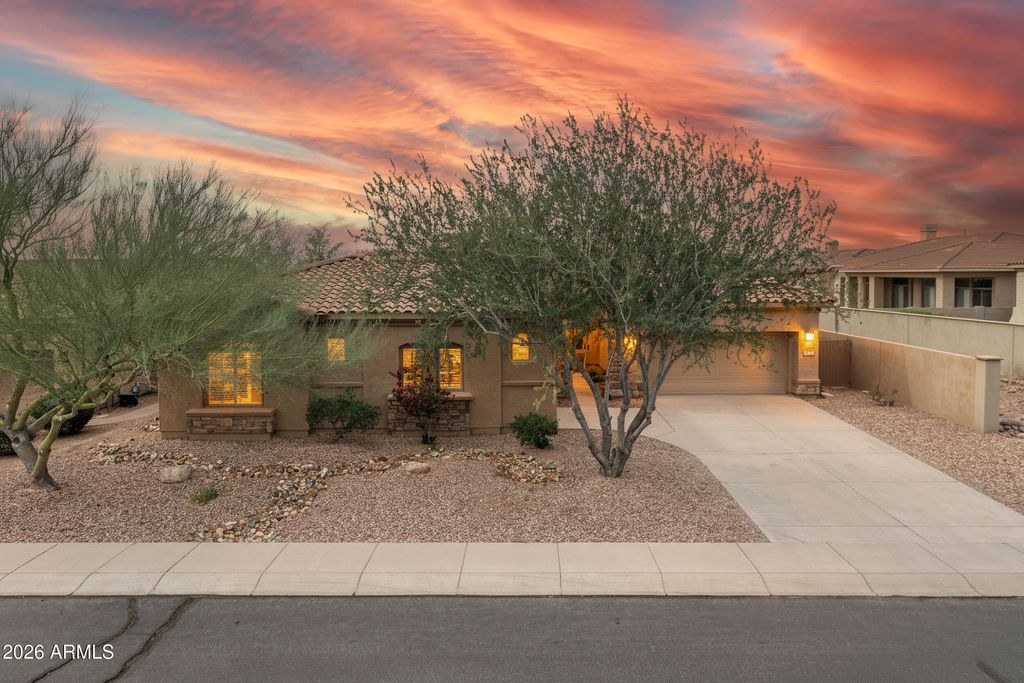 Image 3 of property listing at 3660 S GOLDEN EYE Lane, Gold Canyon, AZ 85118