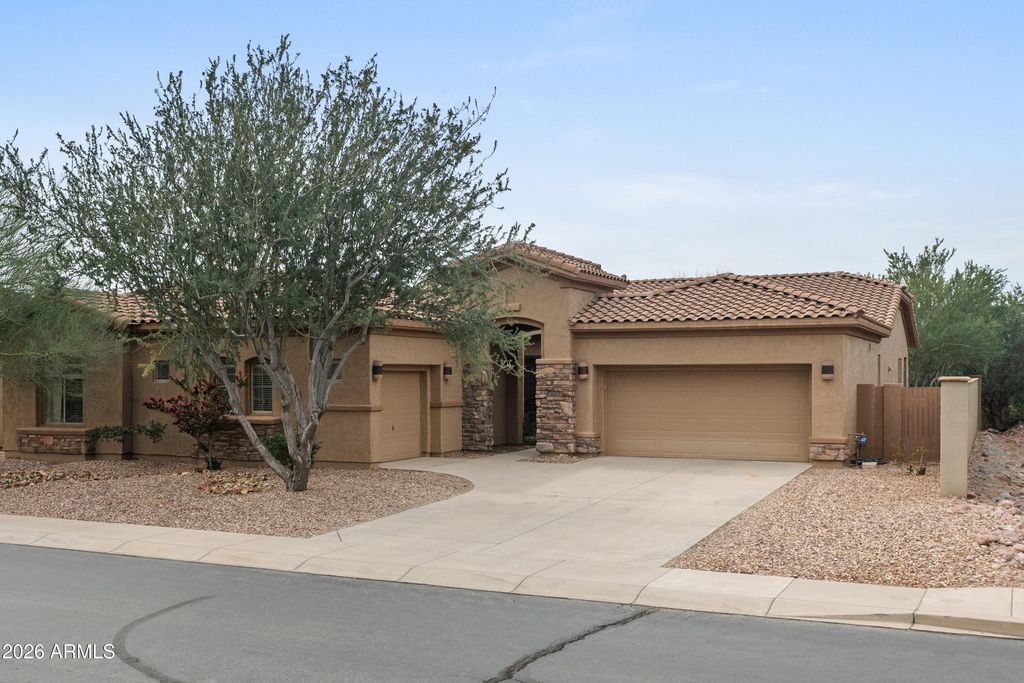 Image 5 of property listing at 3660 S GOLDEN EYE Lane, Gold Canyon, AZ 85118