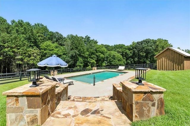 1021 AVERY Road, Canton, GA 30115