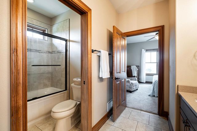 190 High Ridge COURT, Slinger, WI 53086