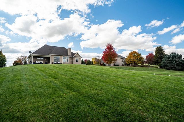 190 High Ridge COURT, Slinger, WI 53086