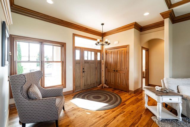 190 High Ridge COURT, Slinger, WI 53086