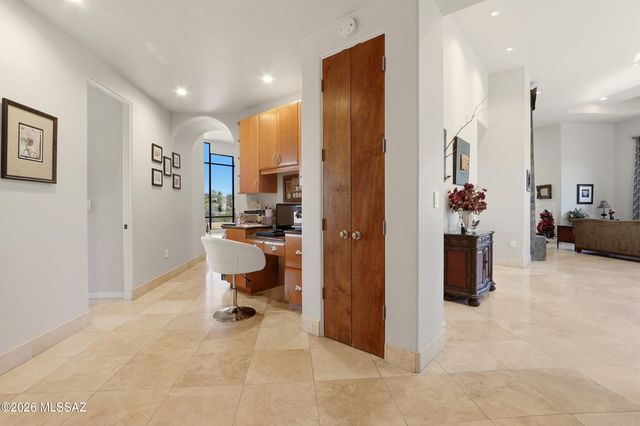 12137 N Solitude Ridge Place, Tucson, AZ 85755