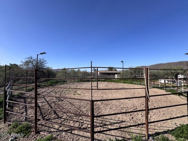 11810 S 43RD Avenue, Laveen, AZ 85339