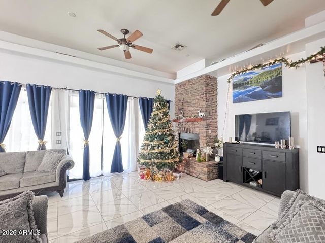 11810 S 43RD Avenue, Laveen, AZ 85339