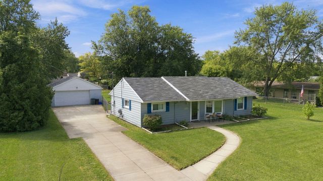 9445 Highland Drive, Grosse Ile Twp, MI 48138
