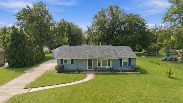 9445 Highland Drive, Grosse Ile Twp, MI 48138