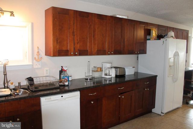 116 E DORY DR, Little Egg Harbor Twp, NJ 08087