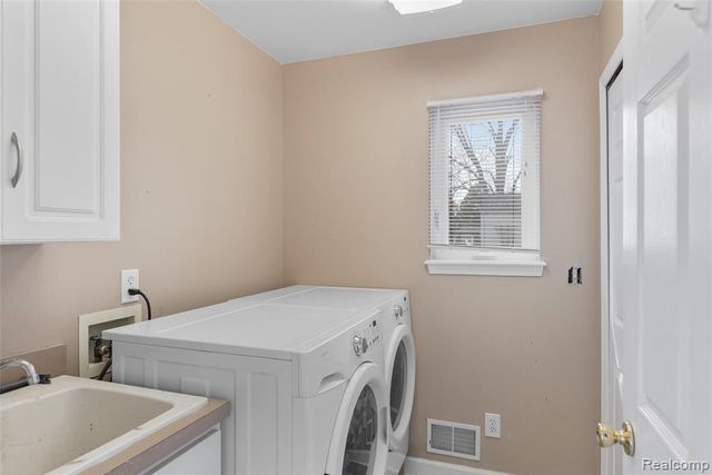 8150 Davison Road, Davison, MI 48423