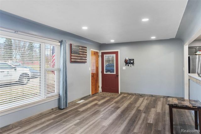 8150 Davison Road, Davison, MI 48423