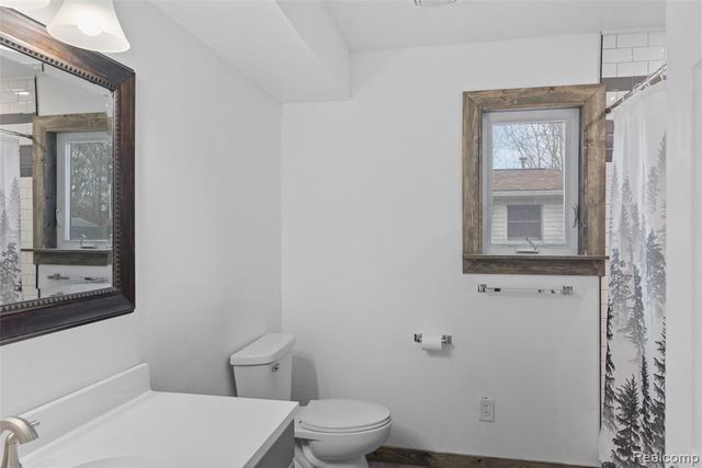 8150 Davison Road, Davison, MI 48423