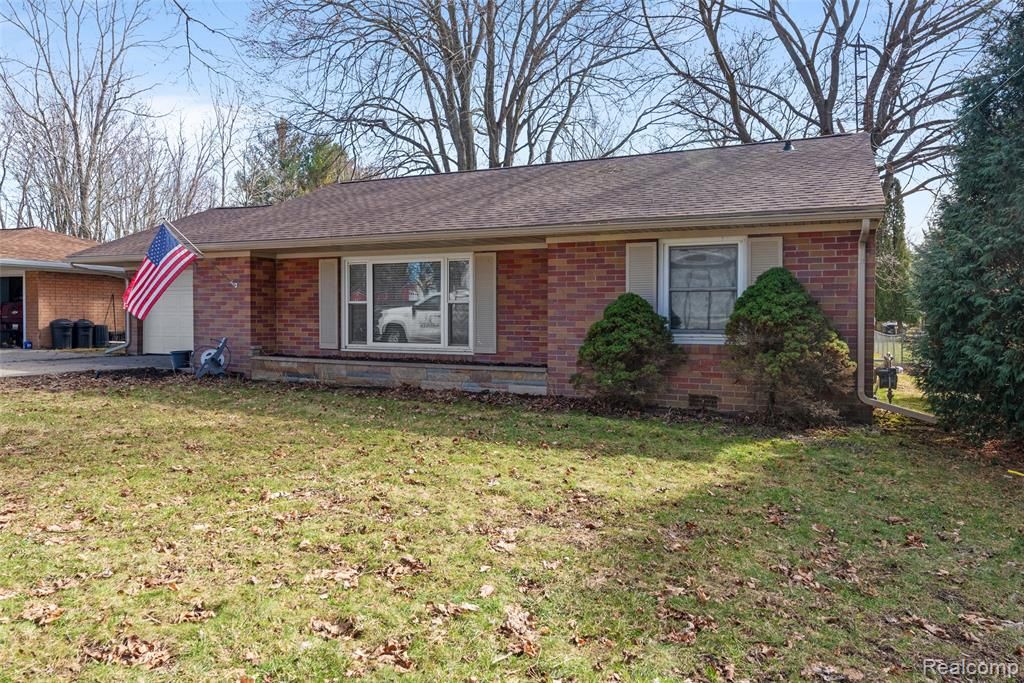 8150 Davison Road, Davison, MI 48423