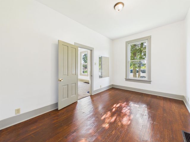 1615 Canfield Street, Huntington, IN 46750