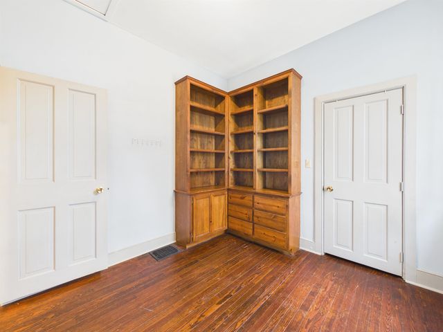 1615 Canfield Street, Huntington, IN 46750