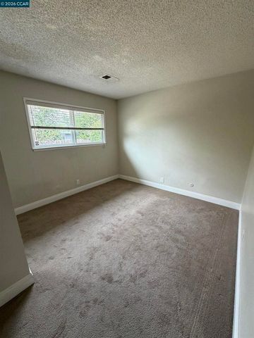 1209 Saint Louis, Concord, CA 94518