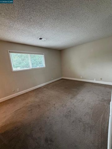 1209 Saint Louis, Concord, CA 94518