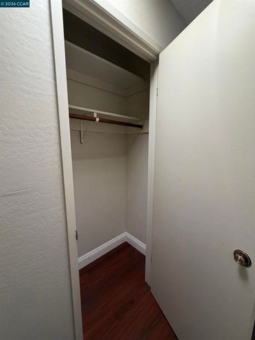 1209 Saint Louis, Concord, CA 94518