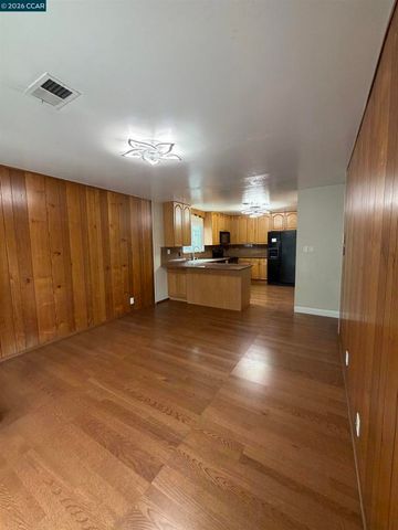 1209 Saint Louis, Concord, CA 94518